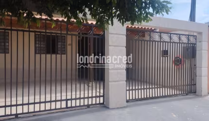 Casa à venda 3 Quartos, 1 Suite, 2 Vagas, Armindo Guazzi, Londrina - PR