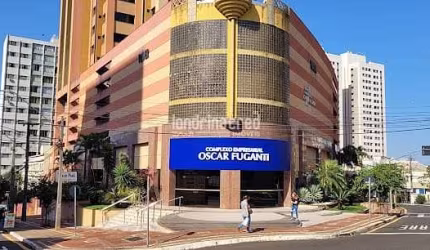 Comercial à venda 70M², Centro, Londrina - PR | EDIFÍCIO OSCAR FUGANTI