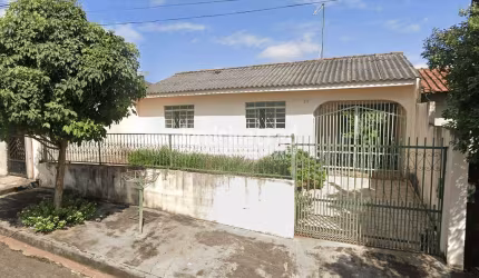 Casa à venda 2 Quartos, 2 Vagas, 220M², Conjunto Habitacional Alexandre Urbanas, Londrina - PR