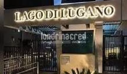 Apartamento no Cond. Lago di Lugano.  Dormitórios: 02. Banheiros: 01. Sala. Cozinha. Vagas de garag