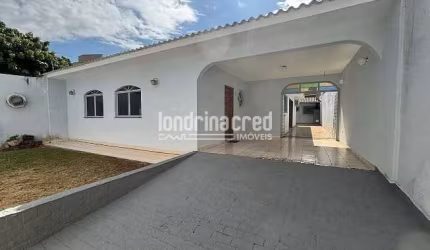 Ótima casa à Venda no Jardim Califórnia: Espaço e Conforto com 4 Quartos, 3 Banheiros e 4 Vagas de