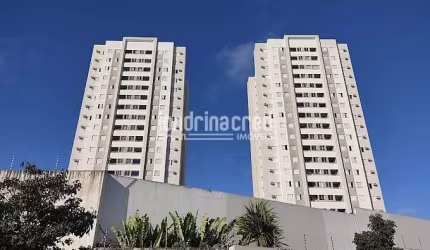 Apartamento à Venda na Zona Leste de Londrina: 3 Quartos com 01 suíte, Sala, Cozinha, 2 Banheiros e