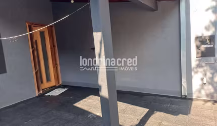 Casa no Jardim Santa Alice: 3 Quartos, Suíte, Sala, Cozinha, 2 Vagas de Garagem em 125m² de Terreno