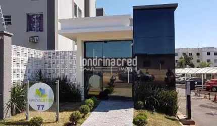 Apartamento de 2 dormitórios com ar condicionado, cozinha planejada, cooktop, ventiladores de teto,