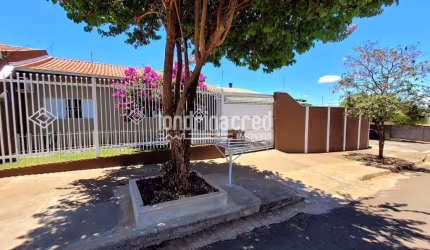 Linda Casa Térrea à Venda na Região Norte de Londrina | 3 Dormitórios, Suíte Master, Piscina, Quios