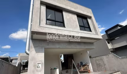 Sobrado de alto padrão com 3 suítes, piscina privativa e área gourmet em condomínio completo com la
