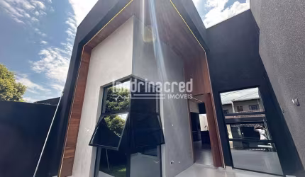 Casa de Alto Padrão: Modernidade, Luxo e Sofisticação com Jardins Internos e Área Gourmet Integrada