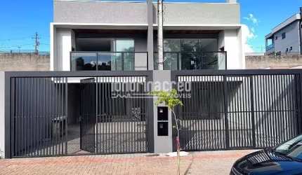 Casa Parque Tauá: Aconchegante residência de 110m² com 2 quartos, suíte, churrasqueira na sacada e
