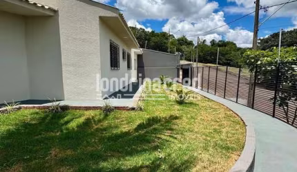 Linda Casa no Jardim Columbia D – 2 Quartos (1 Suíte), Espaço Gourmet, Jardim, Vaga para 2 Carros,