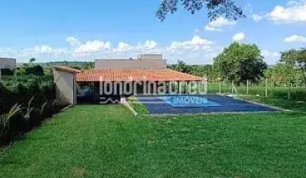 Chácara Mobiliada no cond. favoreto | 1.050m² de lazer, segurança 24h e contato com a natureza | ag