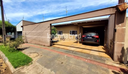 Excelente Casa na Zona Leste de Londrina – 4 Quartos (1 Suíte), 3 Banheiros, Sala Ampla, Cozinha, 2
