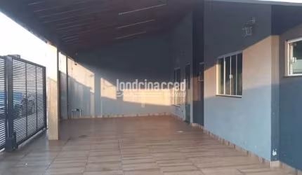 Casa Mobiliada no Alto da Boa Vista em Londrina | 3 Quartos (1 Suíte), Piscina, Churrasqueira, Edíc