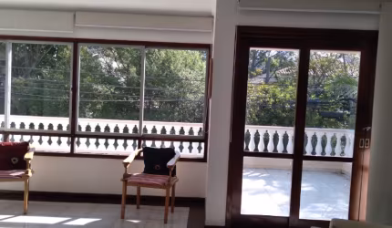 Linda casa no Parque continental