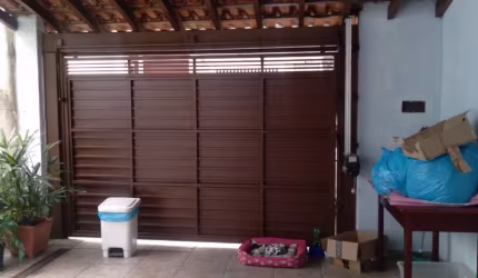 Casa com edícula nos fundos em Ribeirão Pires