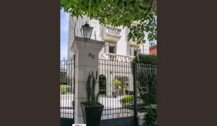 Apartamento Neoclássico de Luxo no Pacaembu