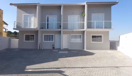 LINDO CASA EM COTIA