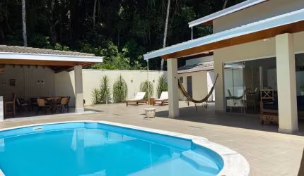 Linda casa em Caraguatatuba