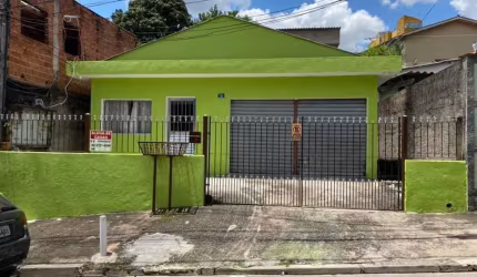 Belíssima casa para renda