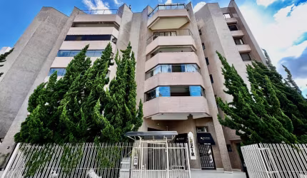 Lindo apartamento com 176m2 4 dormitórios Batel Curitiba