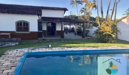Belíssimo imóvel na praia em condomínio fechado - Araruama-RJ