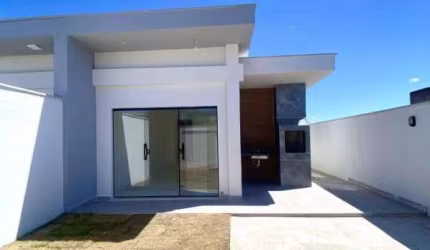 Bela Casa com Suíte e Área Gourmet no Bairro Vila do Peró