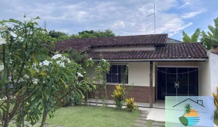 Bela Casa com suíte na Extensão do Bosque em Rio das Ostras