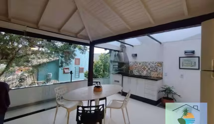 Casa c/ 2 Suites + Loft independente em Geribá - Alto de Búzios