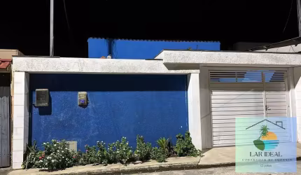 Casa independente com 2 Quartos em Araruama