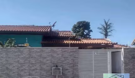 Casa mobiliada no bairro Extensão do Bosque - Rio das Ostras