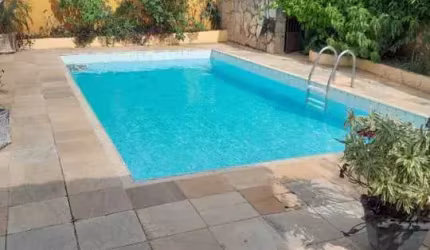 Casa c/ Piscina, 2 Suítes externas em Iguabinha