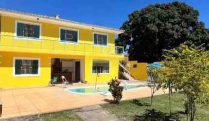 Casa 2 Pavimentos c/ Piscina em Bacaxá - Saquarema