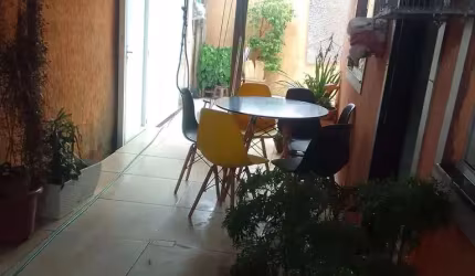 Casa mobiliada -  Unamar