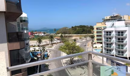 Cobertura localizada a 100 metros da Praia do Forte.