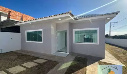 Casa no Condomínio Collynas Park em Araruama-RJ