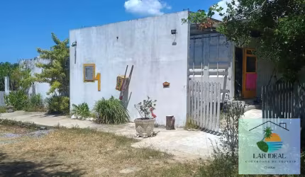 Casa com grande terreno em Vila Nova- Iguaba Grande-RJ