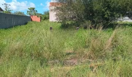 Terreno no Condomínio Bosque da Lagoa - São Pedro da Aldeia-RJ