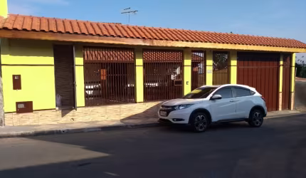 Linda Casa em Ferraz de Vasconcelos