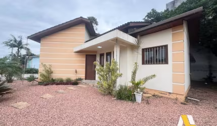 Casa de 2 dormitórios em Araranguá/SC