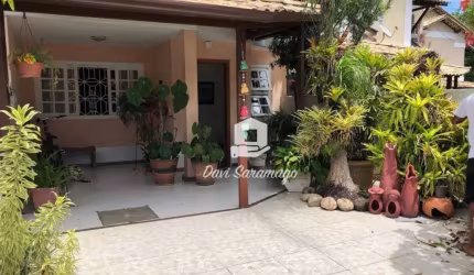 Casa com 3 à Venda, Piratininga - Niterói/RJ