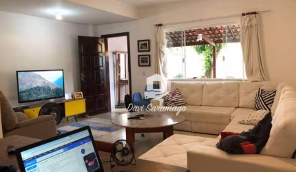 Casa a venda 2 quartos, Piratininga - Niterói/RJ