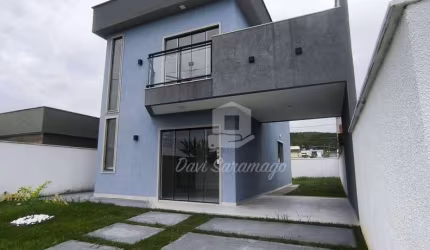 Casa à Venda 3 quartos - Condomínio em Maricá