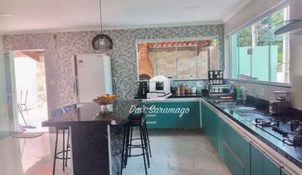 Casa com 4 quartos à venda em Itaipu - Niterói/RJ