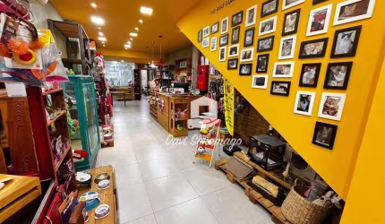 Loja comercial à venda