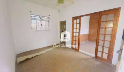 Casa localizada no Fonseca, com ótima localização