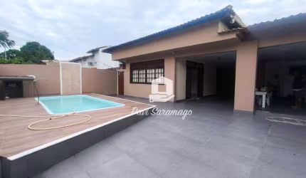 Casa com 3 dormitórios à venda, 219 m² por R$ 990.000,00 - Piratininga - Niterói/RJ