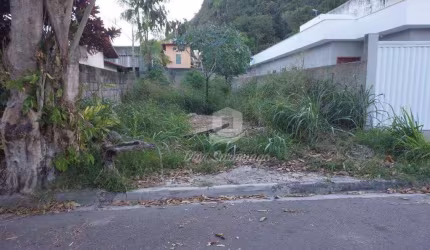 Terreno à venda, 180 m²  Piratininga - Niterói/RJ