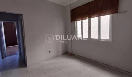 Apartamento com 2 quartos à venda na Rua Cardeal Dom Sebastião Leme, Santa Teresa, Rio de Janeiro, 52 m2 por R$ 380.000