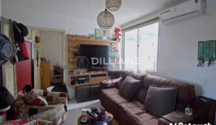 Apartamento com 2 quartos à venda na Rua Frei Caneca, Estácio, Rio de Janeiro, 50 m2 por R$ 220.000