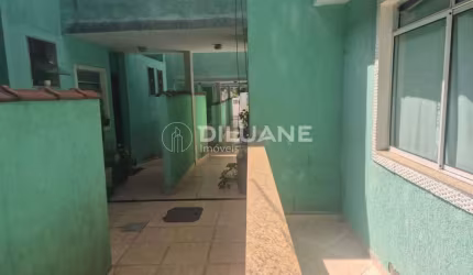 Casa com 2 quartos à venda na Rua Alfenas, Bento Ribeiro, Rio de Janeiro, 55 m2 por R$ 230.000