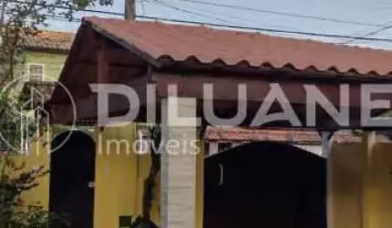 Casa com 2 quartos à venda na Rua Republica Dominicana, Serra Grande, Niterói, 126 m2 por R$ 680.000